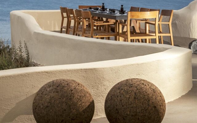 Mystique, a Luxury Collection Hotel, Santorini