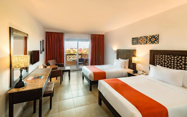Wadi Lahmy Azur Resort