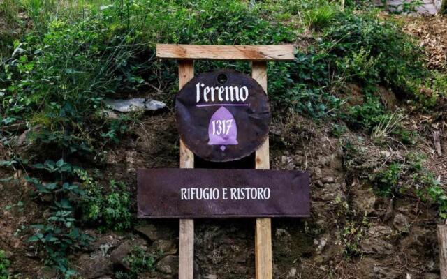 LEremo Rifugio escursionistico 10 minutes steep walk