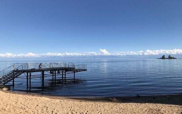 Altyn Bulak Lakeside Resort