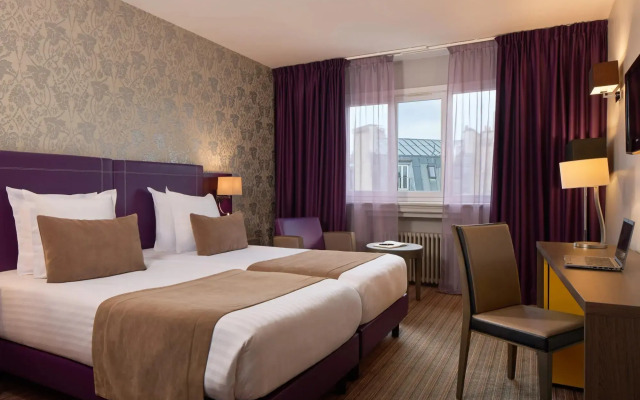 Timhotel Opera Blanche Fontaine