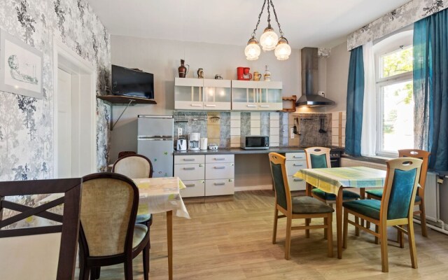 Delightful Apartment in Klein Pravtshagen With Boating