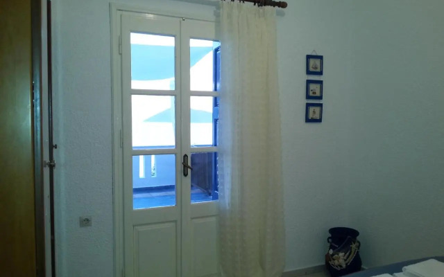 Panormitis Pizanias Houses