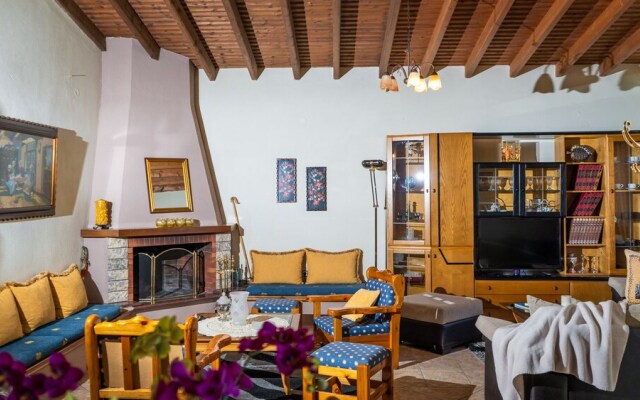 Mary's country house near Meteora