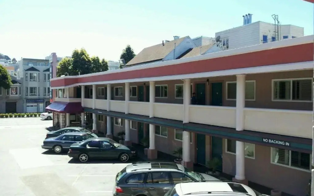 Townhouse Motel