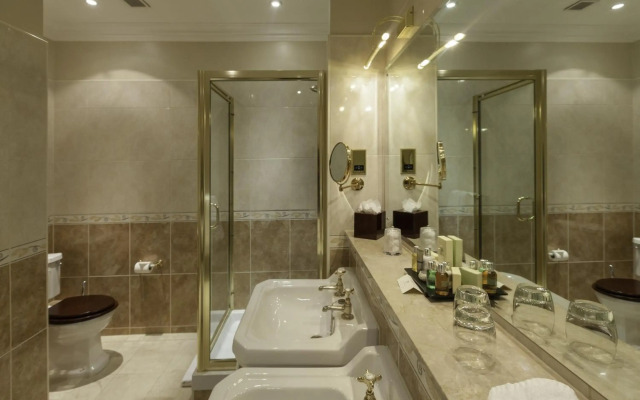 Luton Hoo Hotel, Golf And Spa