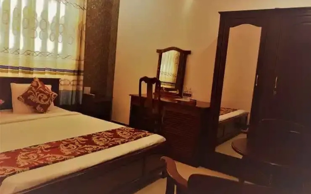Thi Long Phung 1 Hotel