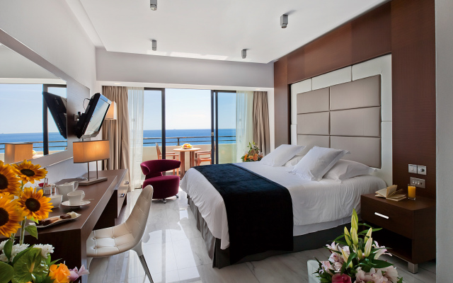 Amathus Beach Hotel Limassol