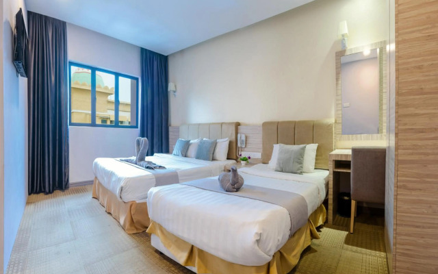 GM Grand Moments Hotel