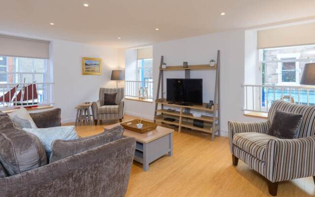 Curlew - Double Upper Apartment