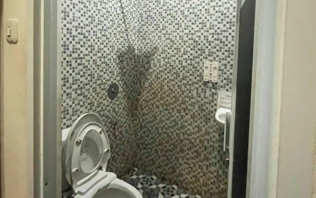 Djuragan Kamar Macan Kumbang