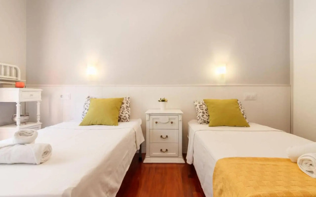 Prestancia apartament by the urban hosts