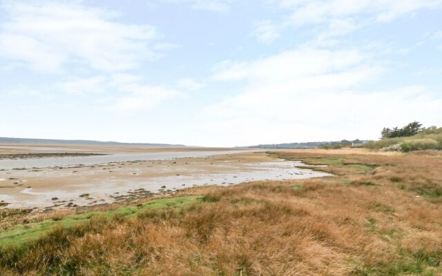 1 Beach Cottages