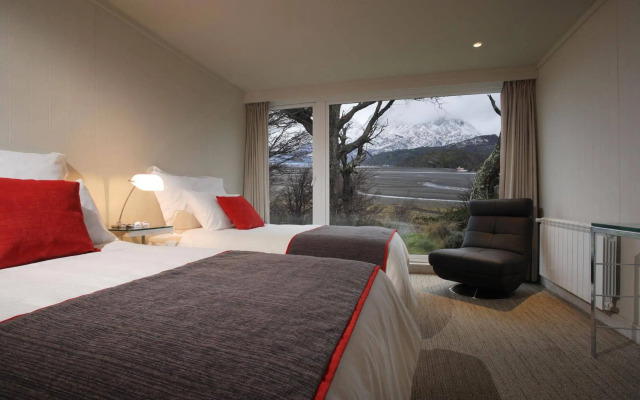 Hotel Lago Grey