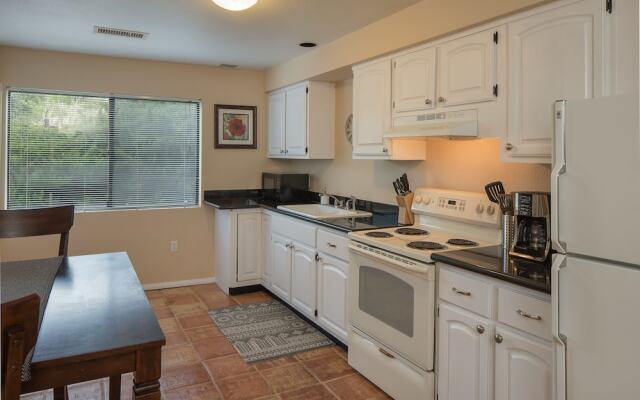 Lux Sedona Spectacle - Sleeps 20