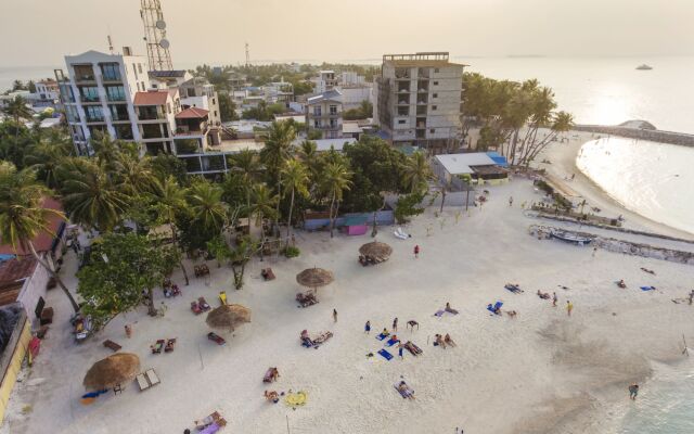 Отель Arena Beach Hotel