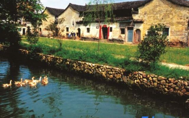 Xianju Yiguangju Nongjiale