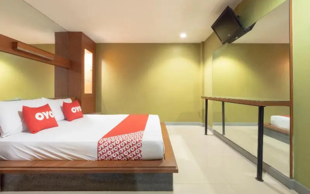 Chonburi Hotel by OYO Rooms
