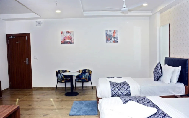 Hotel Royal Wings