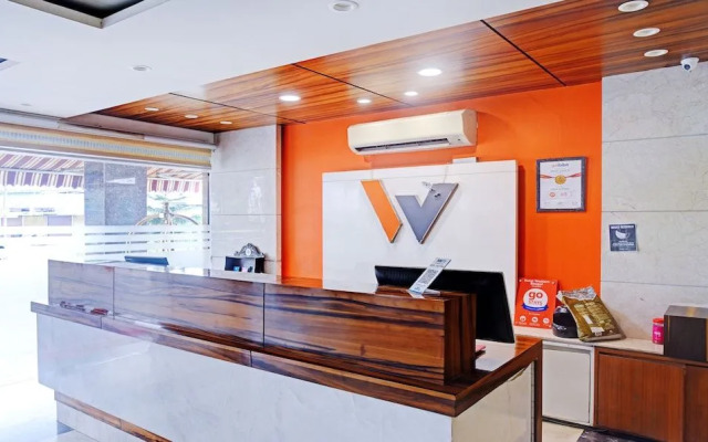 Treebo Trend Western