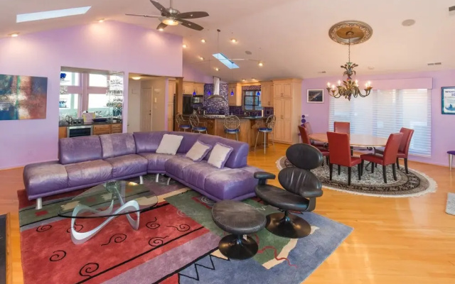 Dolphin Watch 3 Bedroom Condo by RedAwning