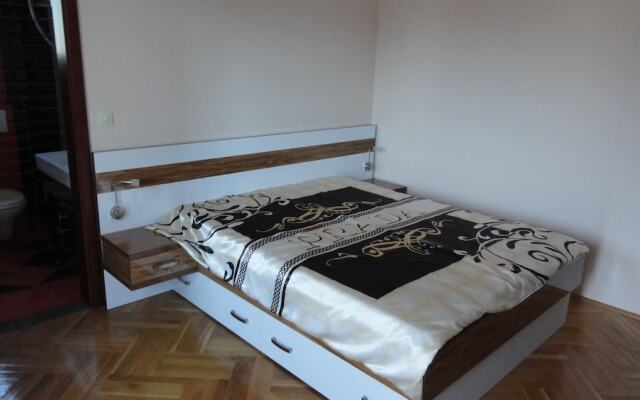 Apartment Pucurica II