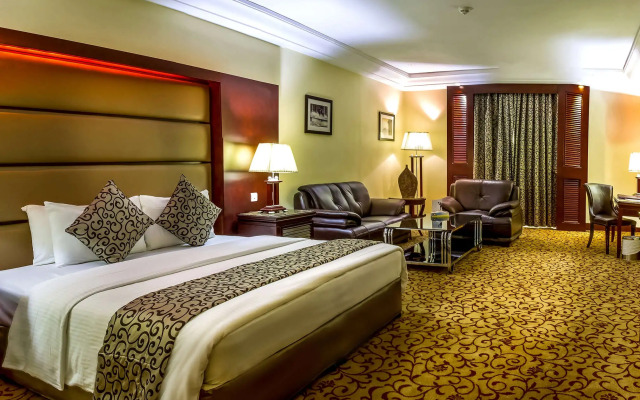 Travelodge by Wyndham Weyburn
