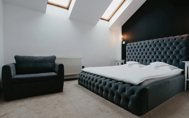 Fullton Central Inn