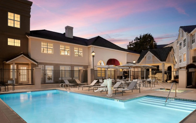 Residence Inn By Marriott Pleasanton