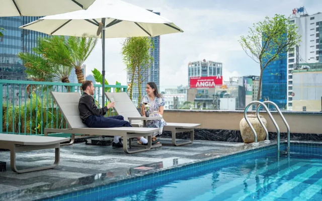 GRAND  du LAC Boutique Saigon