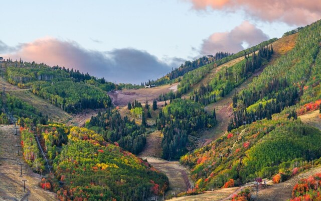 Blackstone Overlook 312 2 Bedroom Condo