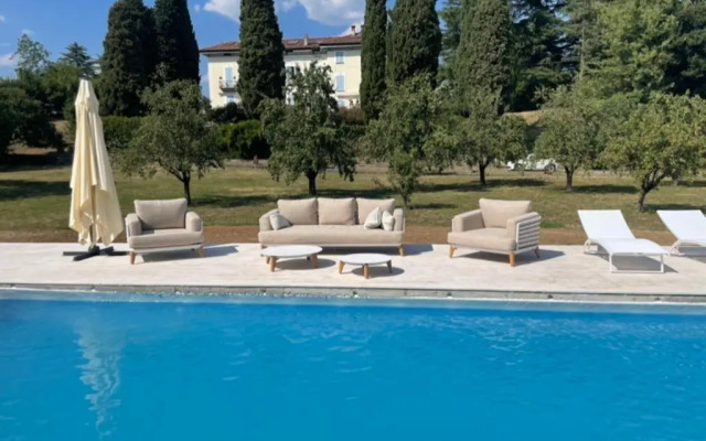 Appartamento lusso con piscina tra Milano e Como