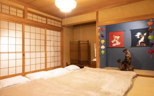Takamatsuguesthouse AKANE