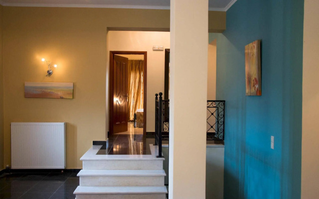 Leone Luxury Villas