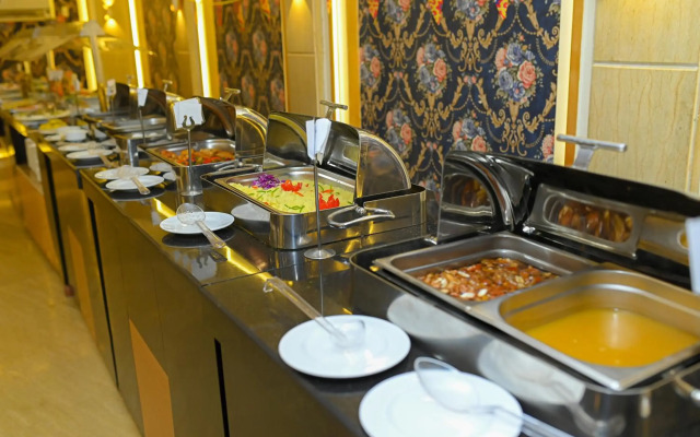 Cleopatra Hotel