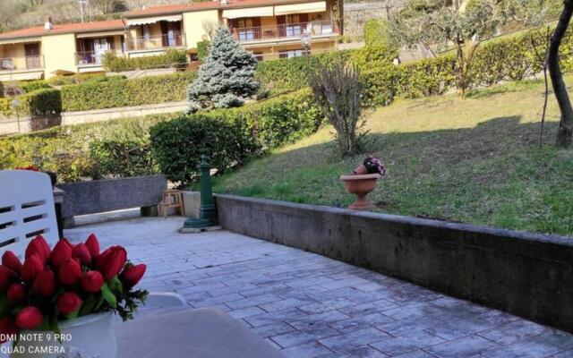 Feel at Home - LETIZIA LAKE HOUSE