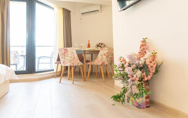 Apartament Le Bonheur Deux Solid Residence Butoaie