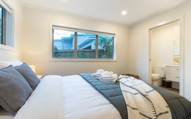 Manly Bay Wonderful 3BR New Home - Fibre