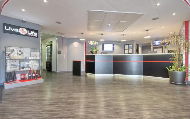 Отель Hotel Inn Design Paris Porte de Saint-Ouen