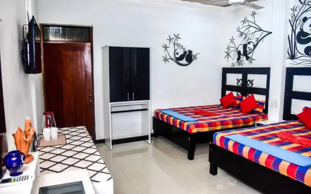 Isuru City Hotel