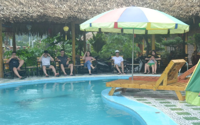 Tam Coc Little river Bungalow
