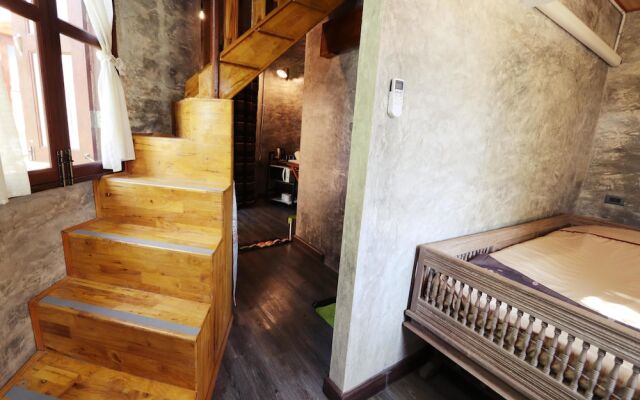 Leafy Greens Clay House