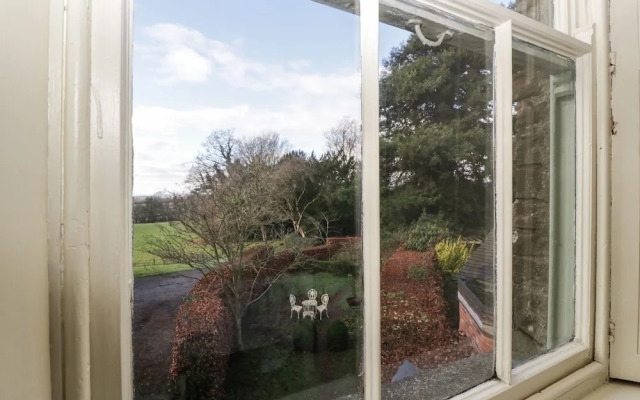 Woodlands Cottage