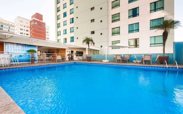 Comfort Suites Vitoria