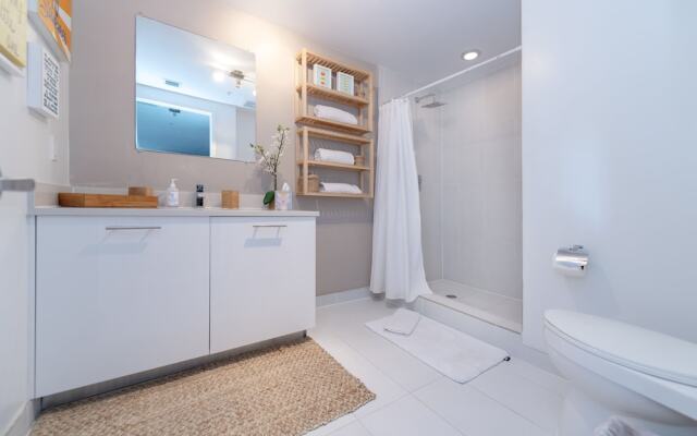 Miami World Rental - Midtown 608