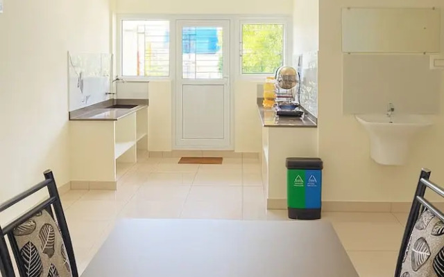 Savi Service Apartments