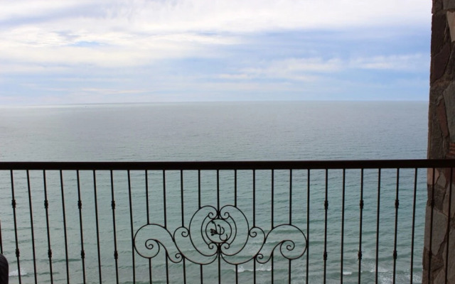 Sonoran Sky 1BR Upper SKY 406 by Casago