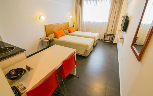 Roberta Rosa de Fontana Suites