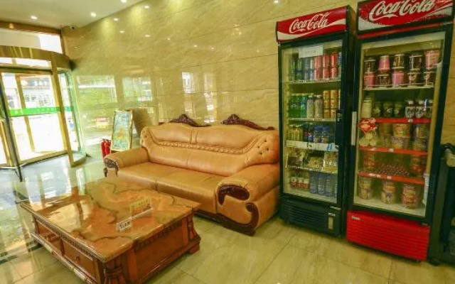 Xining Julong Business Hotel (Xining Railway Station Provincial Hospital)