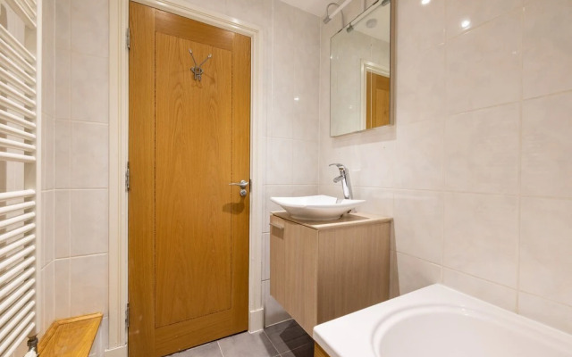 The Tower Bridge Apartments